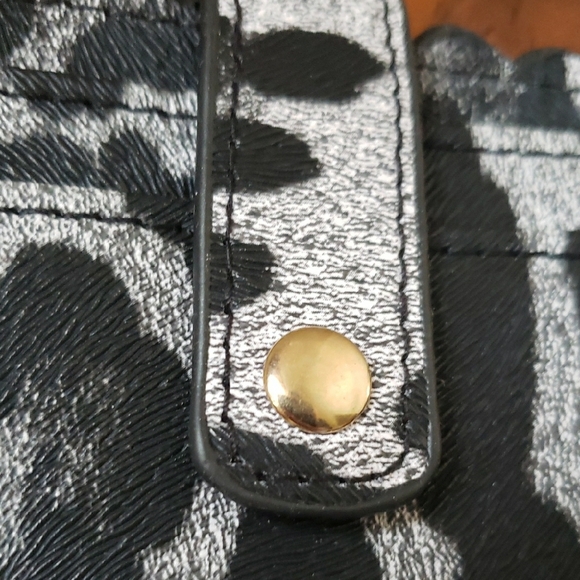 Leopard Print Card Holder with Lanyard - Picture 5 of 5